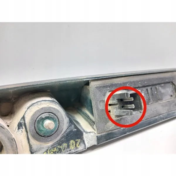 Opel Astra G 1998 Luz Matrícula Trasera OEM 5000820002 image 8