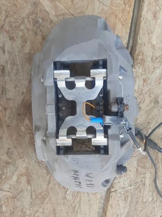 Mercedes E W213 Bremscheiben & Beläge Vorne OEM A0004212312 image 5