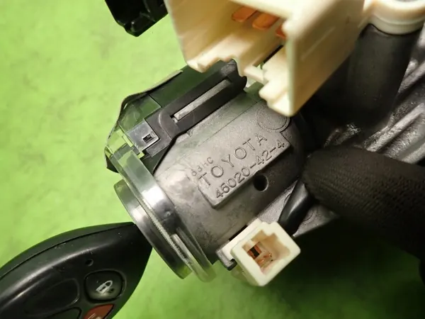 Interruptor de ignição OEM 45020-42-4 para Toyota RAV-4 III image 5