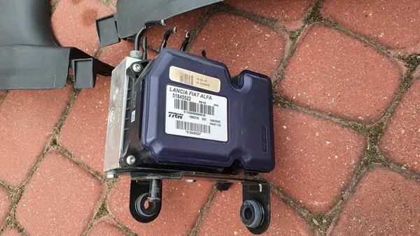 ABS-pomp FIAT LANCIA DELTA 51845522 image 2