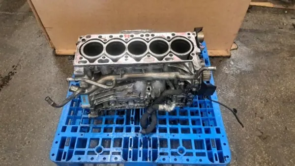 Bloco motor Volvo XC60 2.4 D5244T15 2008-2013 image 3