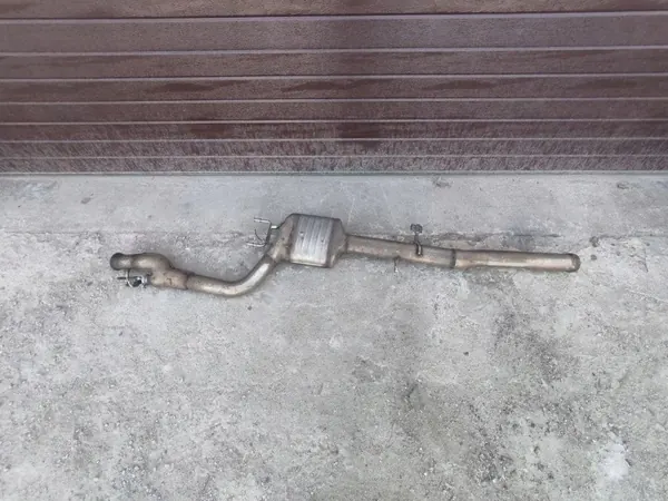 Mercedes W222 S-Class Pakoputken Vaimennin OEM A2224900036 image 2