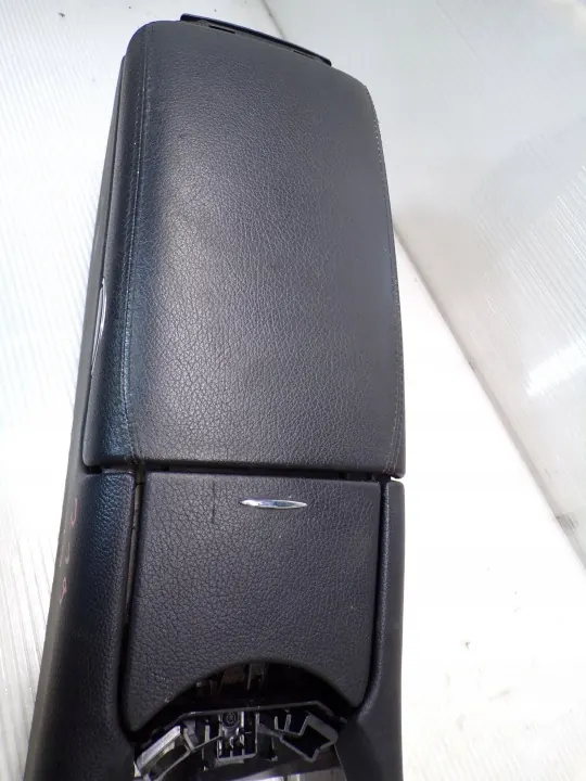 OEM PODŁOKIETNIK SCHOWEK TUNEL MERCEDES W219 CLS PRZÓD image 6