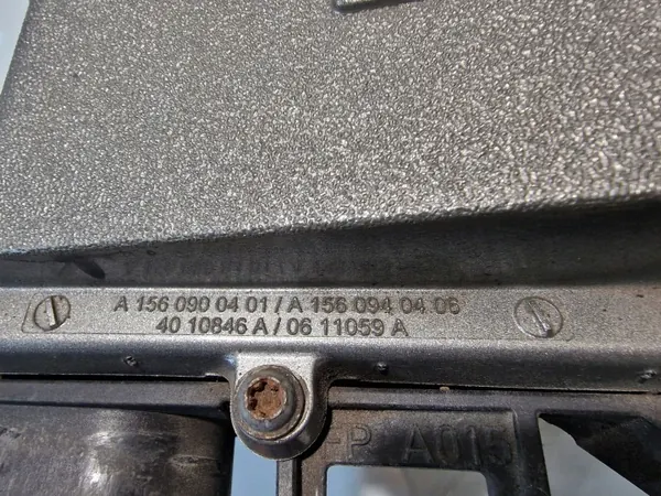 Luftfilterhus OEM A1560900401 för Mercedes W164 image 3