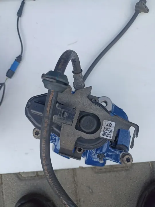 Kit de Travões OEM 6860911: Discos, Pinças, Pastilhas - Azul image 8