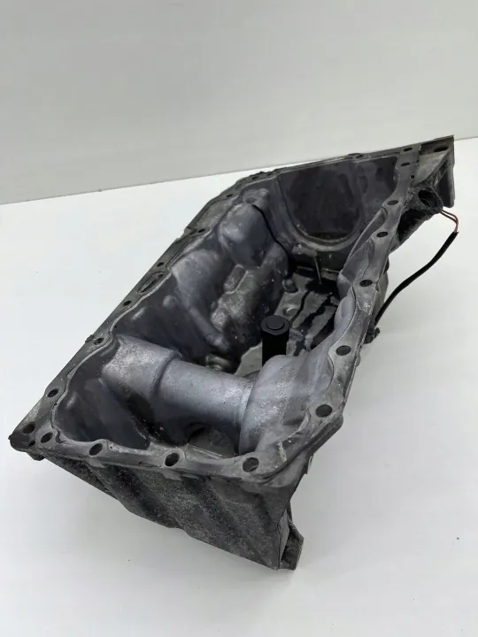 BMW X3 F25 Oliepan OEM 7809122 7607910 Gebruikt image 2