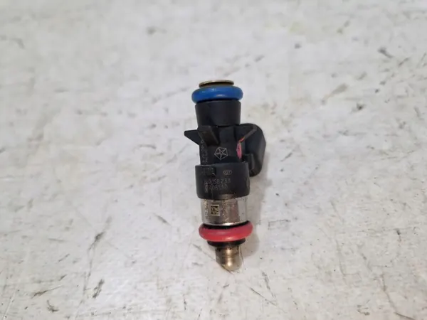 DODGE CHARGER 2018 3.6 V6 Injetor 05184085AD image 4