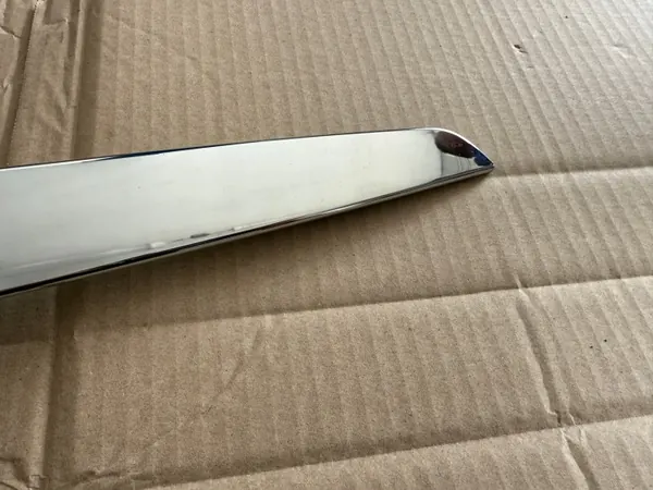 Skoda Fabia II Chrom-Grillverkleidung OEM 5J0853633 image 3