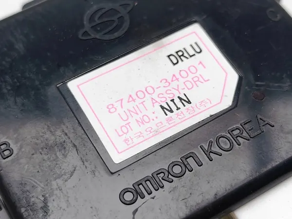 Módulo ECU Ssangyong Korando OEM 87400-34001 image 7