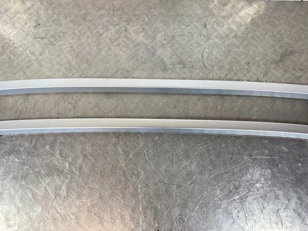 2022 MG ZS Barras de teto FOB48947 image 9