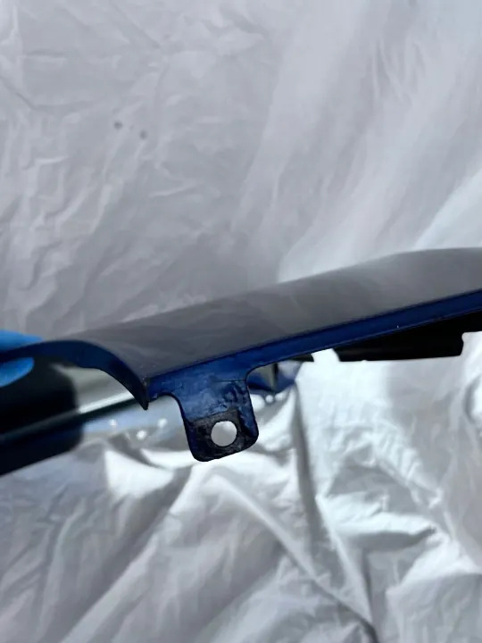 BMW E39 vasen etulokasuoja OEM LE MANS BLAU 381 image 10