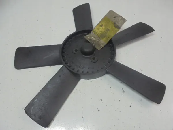 Ventilador motor Mercedes OEM 6162050506 - Usado image 2
