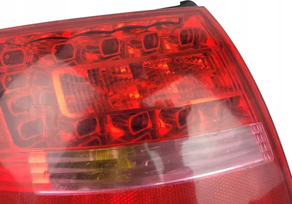 AUDI A6 C6 Faro LED Izquierdo en Guardabarros Avant 4F9945095H image 4