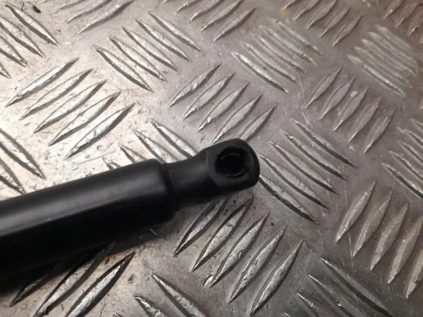 Kaasujousi OEM 5E7827552 Škoda Octavia Mk4 Combi:lle image 3