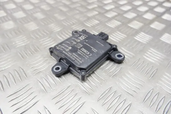 Module de surveillance d'angle mort Lexus RX 450H OEM 881620W520 image 3
