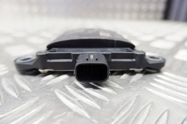 Module de surveillance d'angle mort Lexus RX 450H OEM 881620W520 image 7