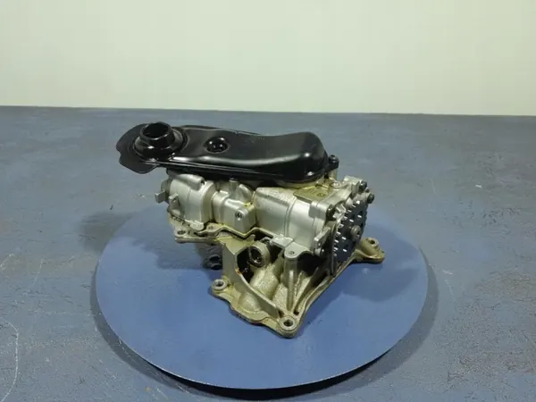 Pompe à huile OEM 8090814 pour moteur BMW S58 - Occasion image 2