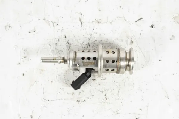 Inyector AdBlue usado OEM A0004900200 Mercedes Sprinter image 2