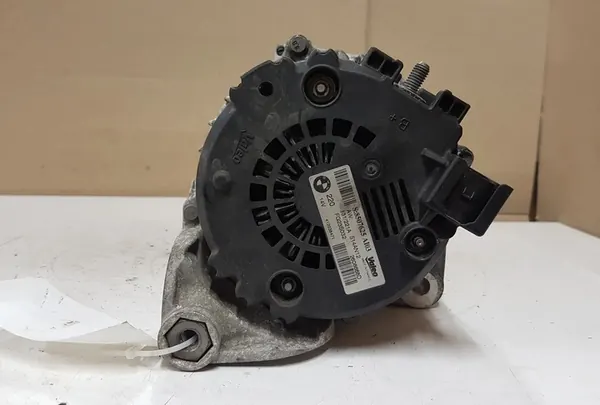 Alternador BMW 5 (F10) 2.0L diésel 2011 OEM 8507625 image 5