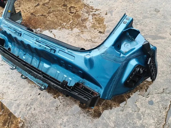 KIA VENGA PAS AUTOMOTIVE Viga Parachoques Trasera 2010-2017 image 3