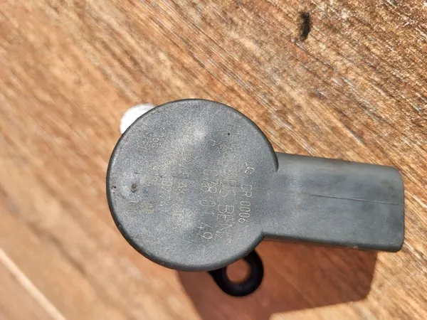 Capteur de soupape de carburant JEEP GRAND CHEROKEE WJ 99-04 a6110780149 image 1