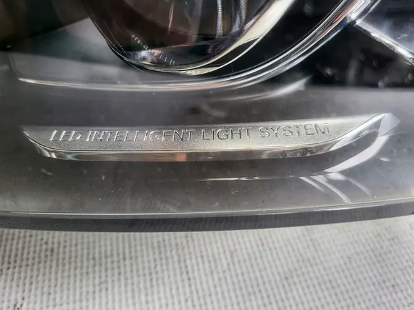 Linker koplamp Mercedes C-Klasse W205 A2059069301 LED image 9