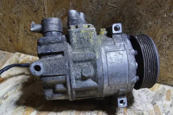 VW SEAT AUDI Ilmastointikompressori image 5