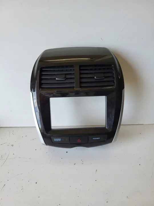 Mitsubishi ASX Radion Navigointikehys OEM image 2