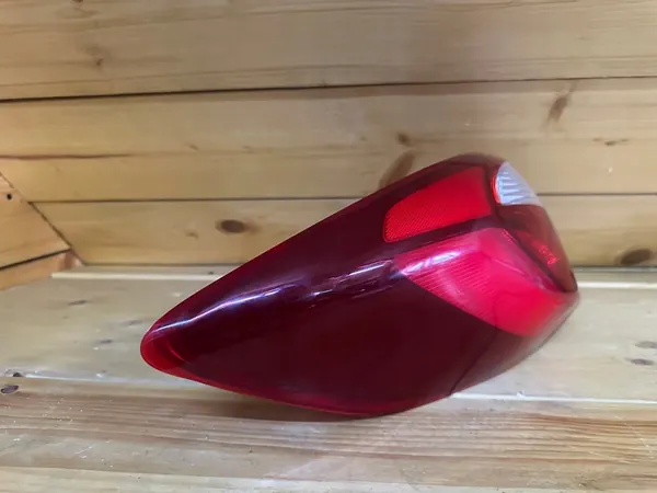 Luz Trasera Izquierda Hyundai Tucson 15-20 image 2