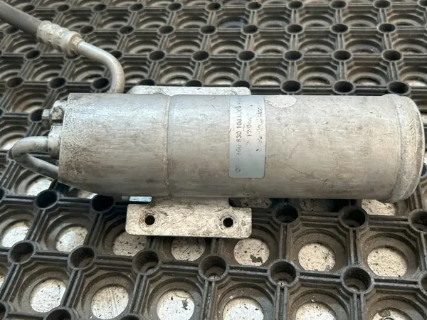 A9608301083 Déshydrateur AC Actros MP4 - Occasion image 4