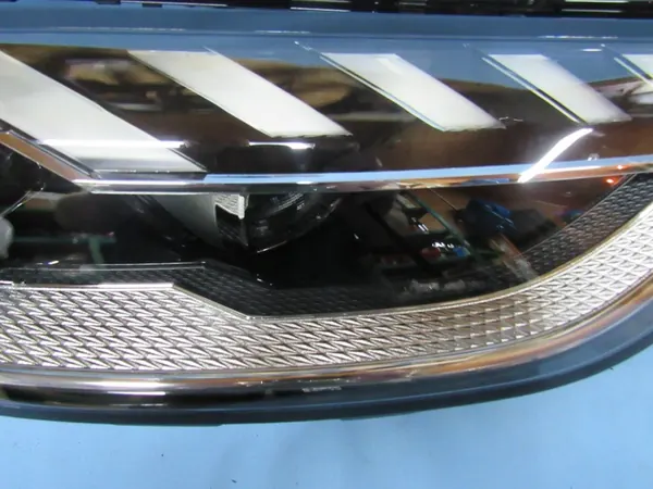 Faros derecho Audi A4 B9 8W0 Full LED Matrix image 5