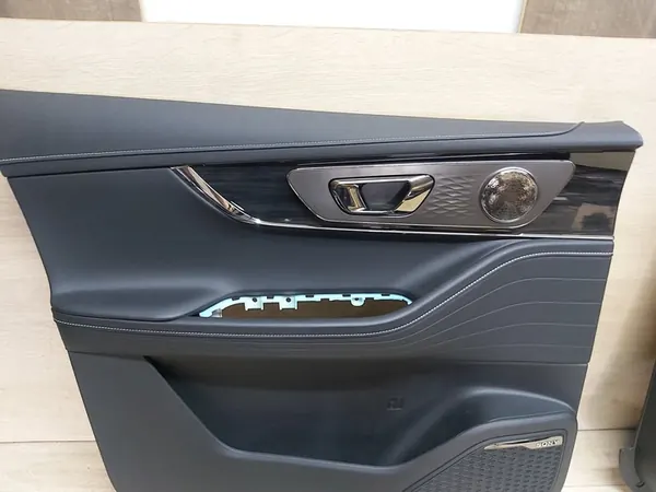 OMODA 5 E5 C5 Painel da Porta Dianteira Esquerda image 4