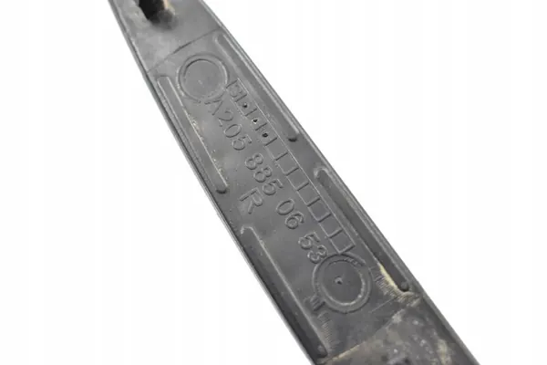 Bouchon de pare-chocs arrière droit Mercedes C205 W205 image 3