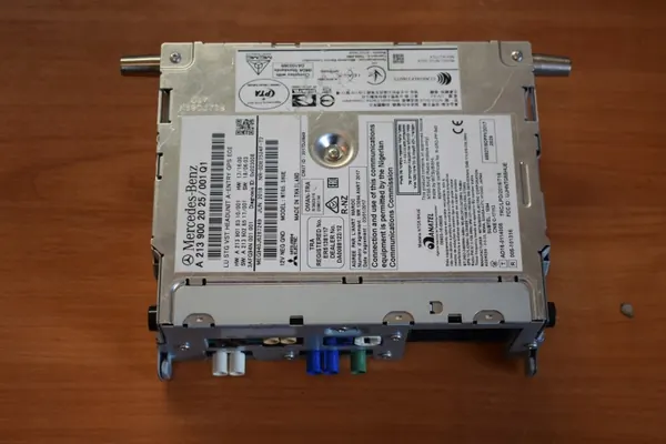 Unité de navigation OEM A2139002025 pour Mercedes W205 image 2