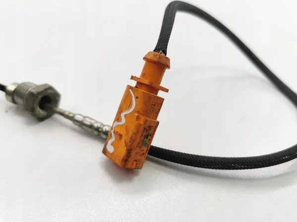 Sensor de temperatura de escape Audi A7 S7 2014 OEM image 5