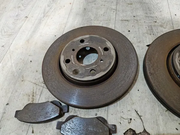 Toyota OE Discos & Pastilhas Freio Dianteiro - OEM image 4