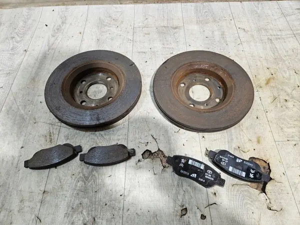 Toyota OE Discos & Pastilhas Freio Dianteiro - OEM image 5
