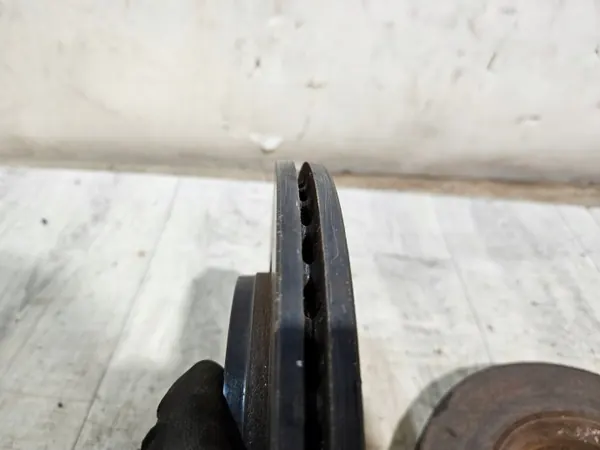 Toyota OE Discos & Pastilhas Freio Dianteiro - OEM image 6