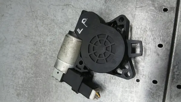 Vänster frammotor OEM VOLVOMAR-141458 Mazda 3BK image 2