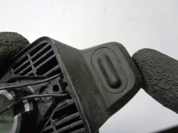 BMW OE 9218995 Kofferraumfensterknopf image 4