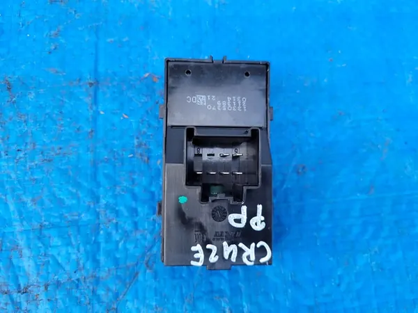 CHEVROLET Cruze J300 | Painel de interruptor de janela dianteira OEM 13305370 image 2