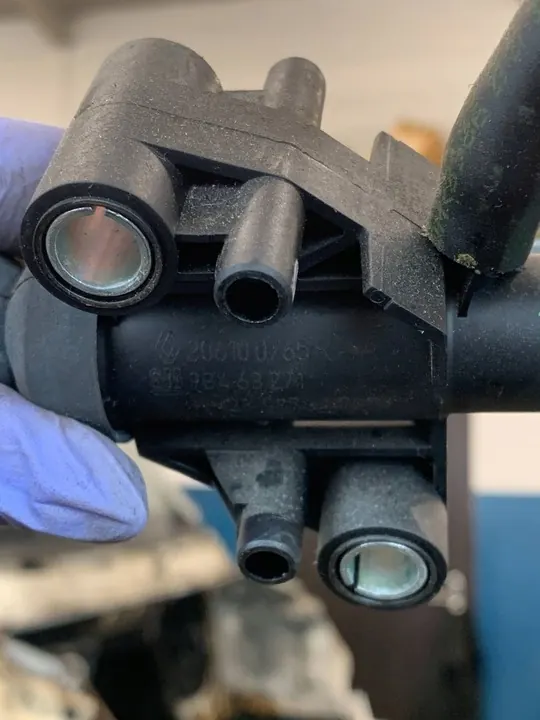 Kopplingsaktuator 1.6 DCI Renault Trafic III image 4