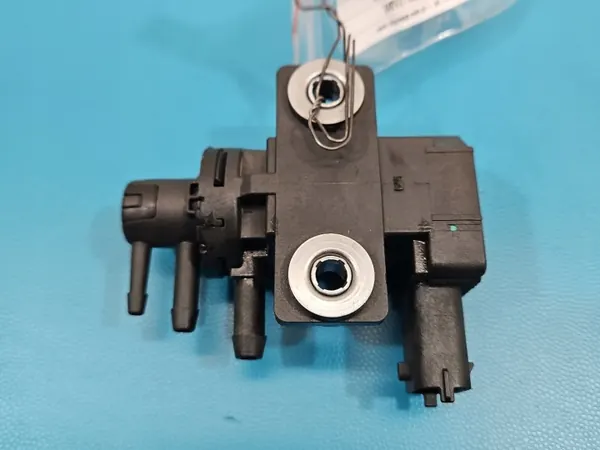 Válvula de vacío OEM 55599331 para Opel Insignia B 2.0 CDTI image 5
