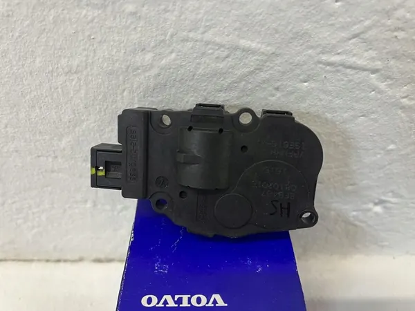 Lämmitysmootori VOLVO V40 II XC40 31418935 image 4