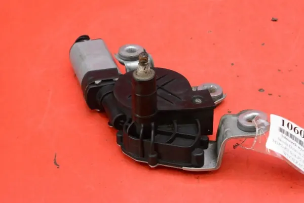 Achterruitenwissermotor OEM TGL380D Skoda Octavia II image 2