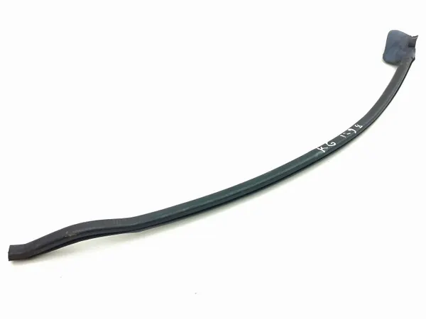 Audi A6 S6 C8 2021 Hecktür Fensterdichtung 4K0839717 image 2
