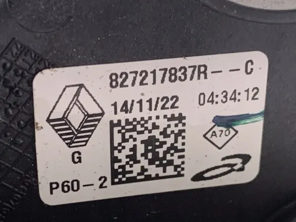 OEM 827217837R Linker Heckscheibenheber Renault Clio V image 4