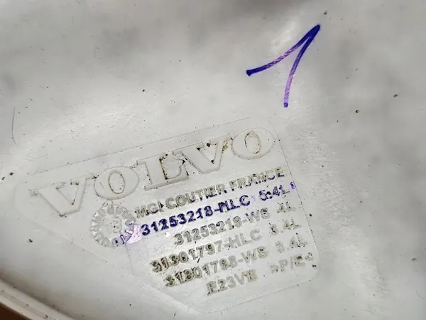 Volvo V60 OE 31253218 image 4