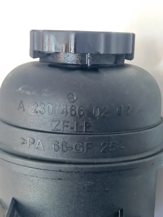 Mercedes-Benz ohjausvahvistimen säiliö OEM A2309975882 image 9