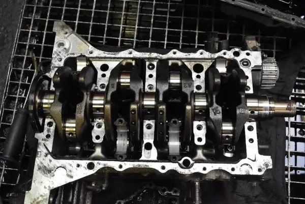 Bloco Motor Inferior 8HR OEM mamAUTO-1060287-8HR image 10